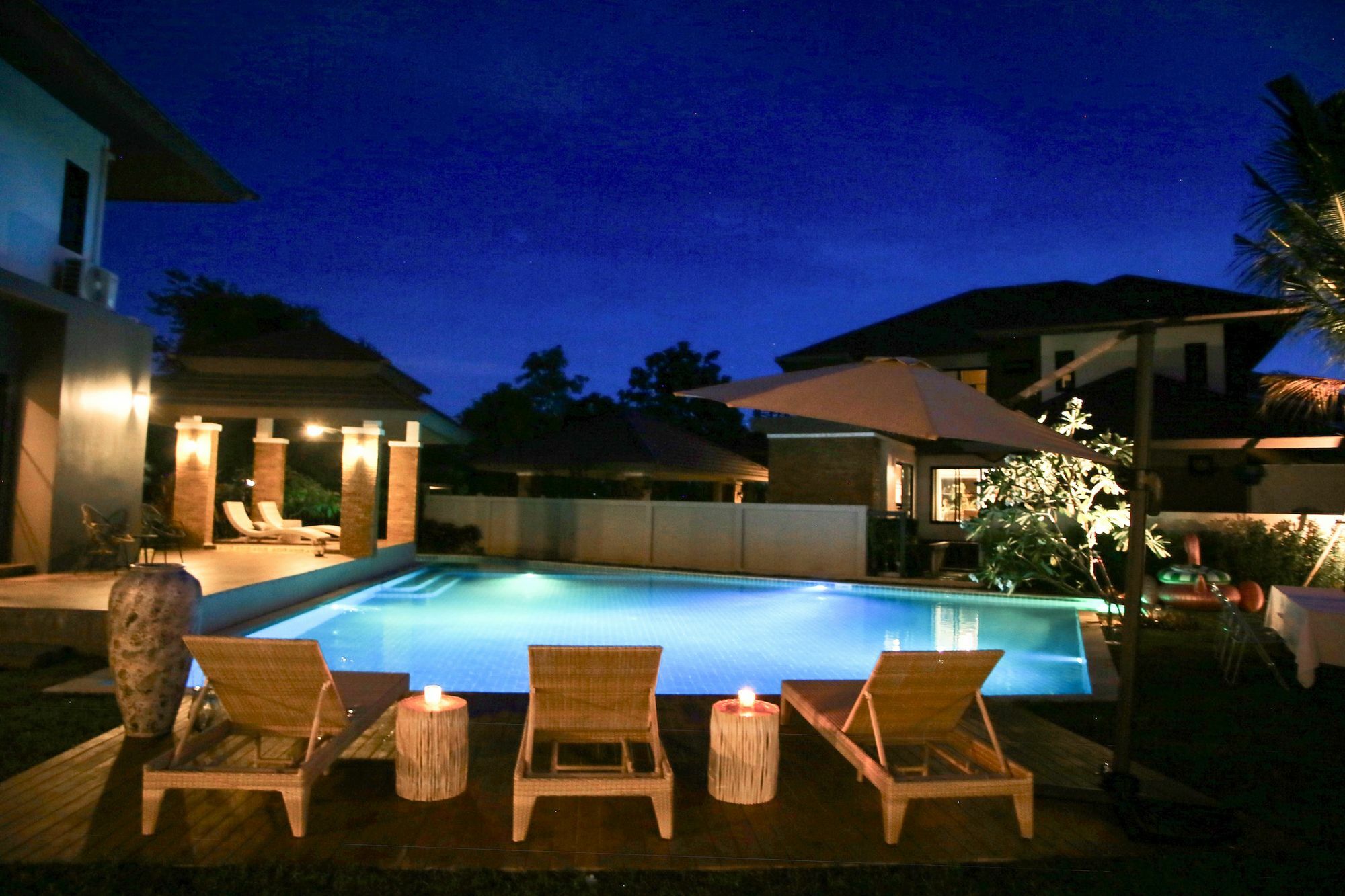 Moin 1617 Luxury Double-Pool Villa Chiang Mai Exterior foto